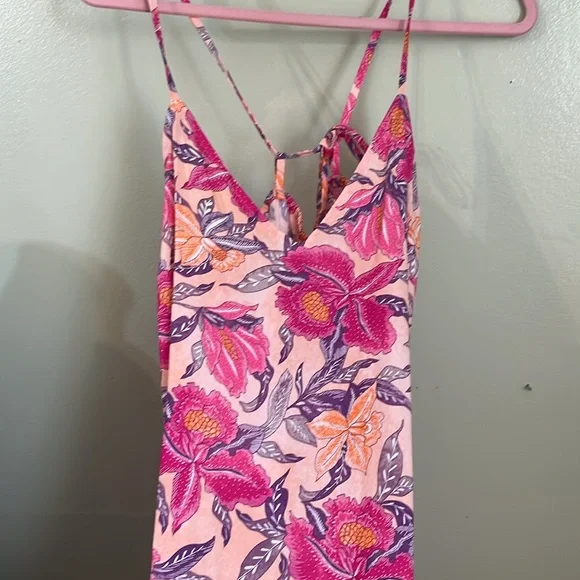 Old Navy sleeveless v- neckline tie back peach Floral Maxi Dress size small
